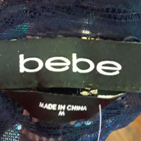 Bebe Metallic Lace Design Dress Contemporary Feminine Scalloped Brand New - Picture 13 of 14